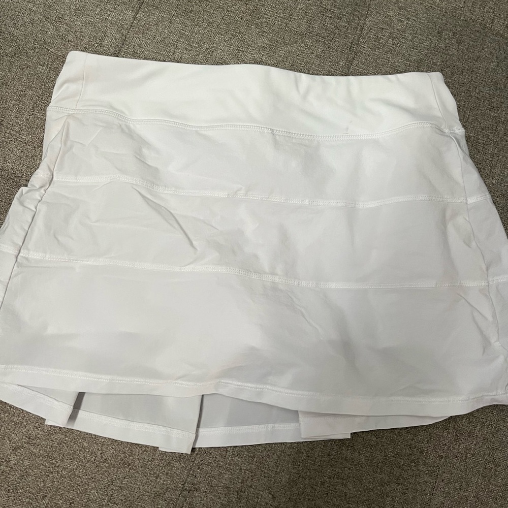 ❗️SUPER SALE❗️ white Halara skirt. barely worn